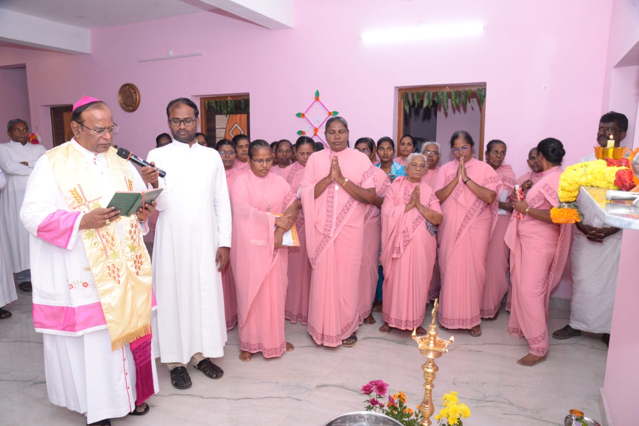 Blessings of Children's Home at Amaravathipudur